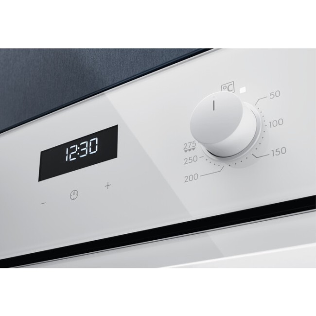 Встраиваемый электрический духовой шкаф Electrolux OKD 5C51V
