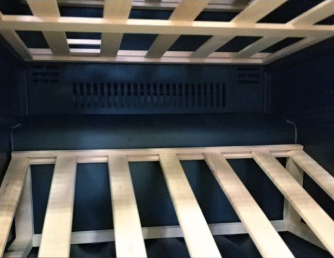 Встраиваемый винный шкаф Dunavox DAVG-114.288DOP.TO