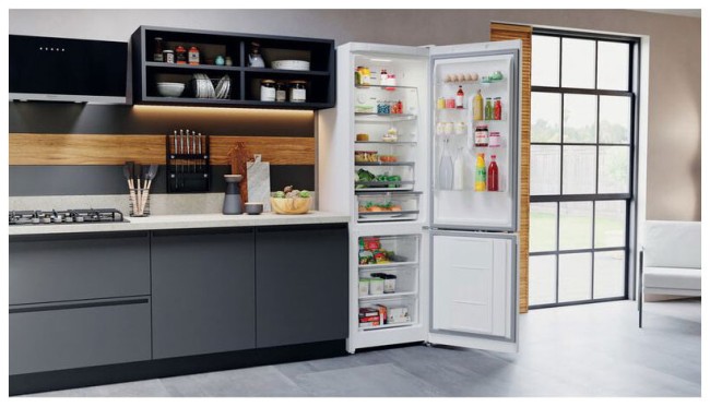 Холодильник Hotpoint-Ariston HTR 8202I W O3