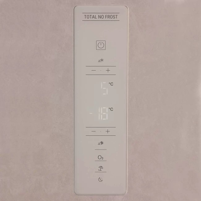 Холодильник Hotpoint-Ariston HTS 8202I M O3 Холодильник Hotpoint-Ariston HTS 8202I M O3