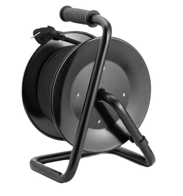 Удлинитель силовой на катушке StarWind ST-PSR4.30/FRG-20 Удлинитель силовой на катушке StarWind ST-PSR4.30/FRG-20