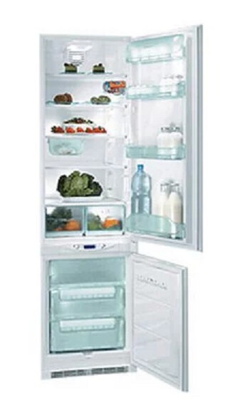 Встраиваемый холодильник Hotpoint-Ariston BC 333 B Встраиваемый холодильник Hotpoint-Ariston BC 333 B