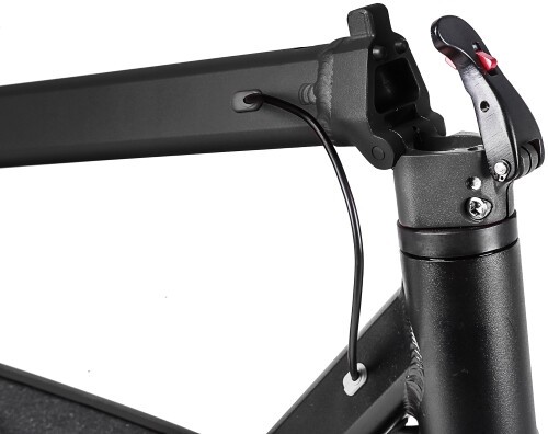 Электросамокат IconBit Kick Scooter TT v3 (IK-1904K) Электросамокат IconBit Kick Scooter TT v3 (IK-1904K)