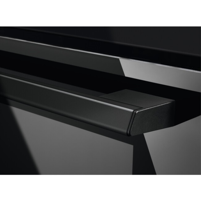 Встраиваемый электрический духовой шкаф Electrolux OED3H50K черный