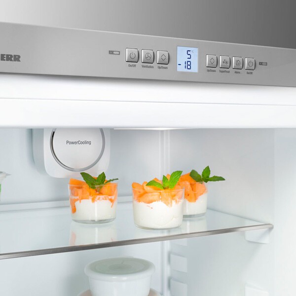 Холодильник Liebherr CNel 4713