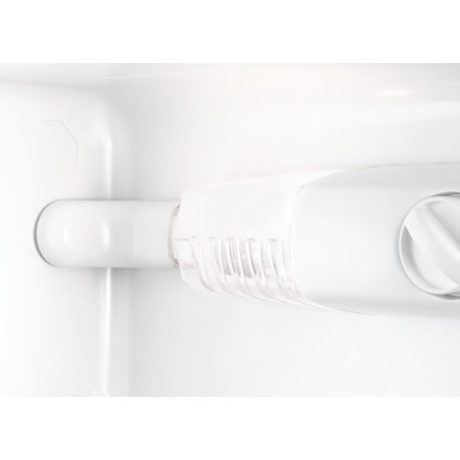 Холодильник Electrolux ERT 1501 FOW3