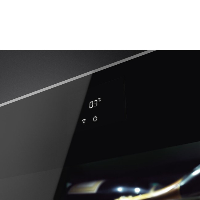 Встраиваемый винный шкаф Smeg CVI618RWNX2