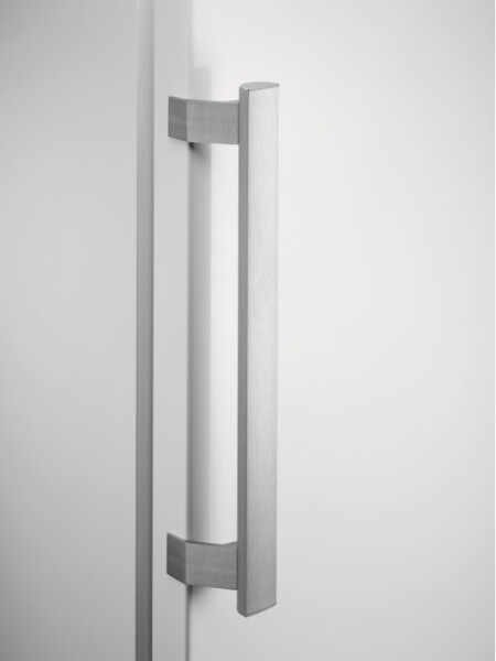 Морозильная камера Electrolux RUT5NF28W1