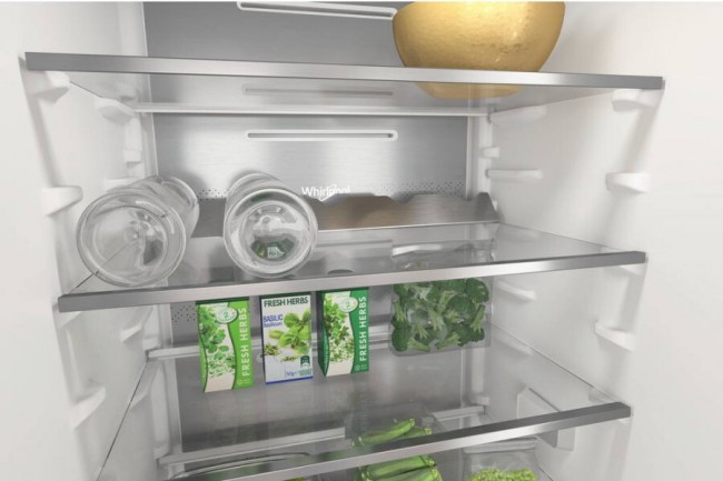 Встраиваемый холодильник Whirlpool WHC20T352