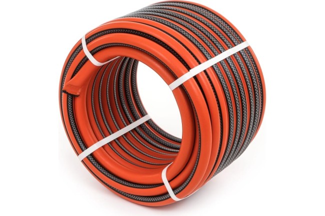 Шланг поливочный Жук Классик 1/2 3-х слойный 25м (7114-00) Шланг поливочный Жук Классик 1/2 3-х слойный 25м (7114-00)