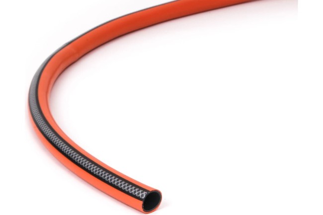 Шланг поливочный Жук Классик 1/2 3-х слойный 25м (7114-00) Шланг поливочный Жук Классик 1/2 3-х слойный 25м (7114-00)