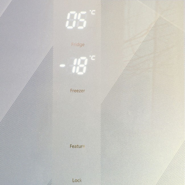 Холодильник Ginzzu NFK-465 шампань