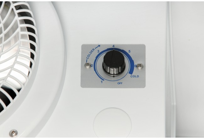 Холодильная витрина Nordfrost RSC 600 GKB