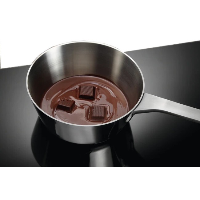 Встраиваемая индукционная варочная панель Electrolux IPEL6453KC