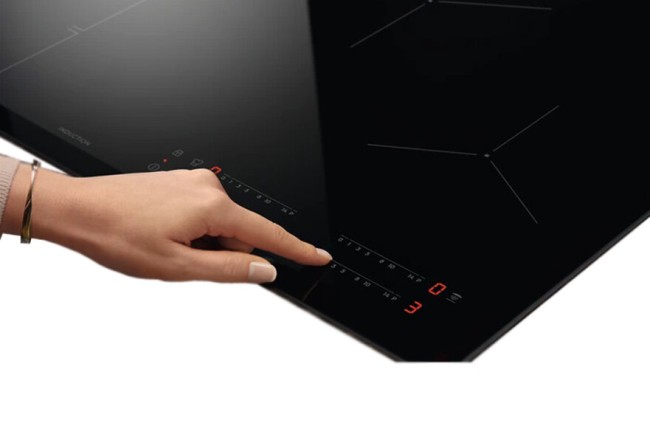 Встраиваемая индукционная варочная панель Electrolux IPEL6453KC