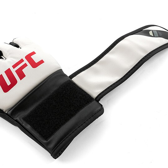 Перчатки MMA UFC 5 унций S/M W