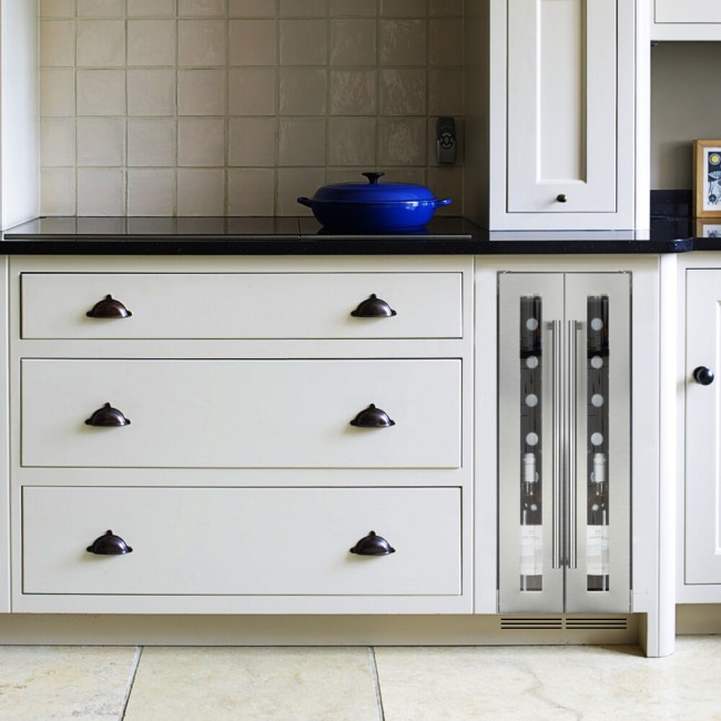 Встраиваемый винный шкаф Dunavox DAU-9.22SS Встраиваемый винный шкаф Dunavox DAU-9.22SS