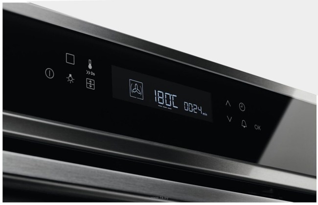 Встраиваемый электрический духовой шкаф Electrolux EOB7S31X