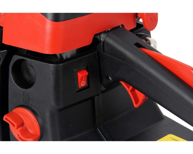 Бензопила Brait BR 52-18C (01.01.034.019) Бензопила Brait BR 52-18C (01.01.034.019)