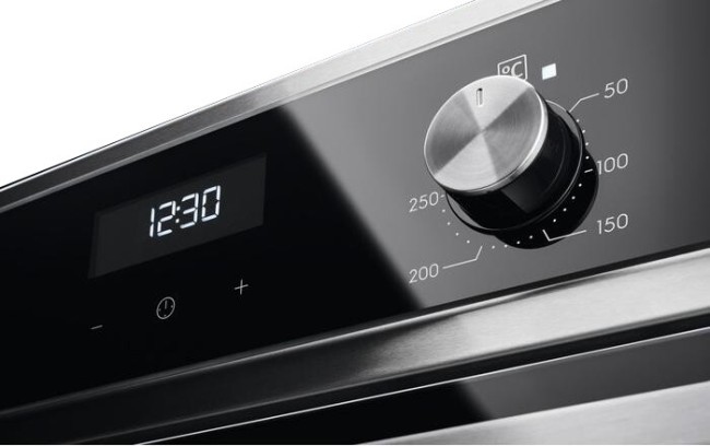 Встраиваемый электрический духовой шкаф Electrolux EOD5C70BX