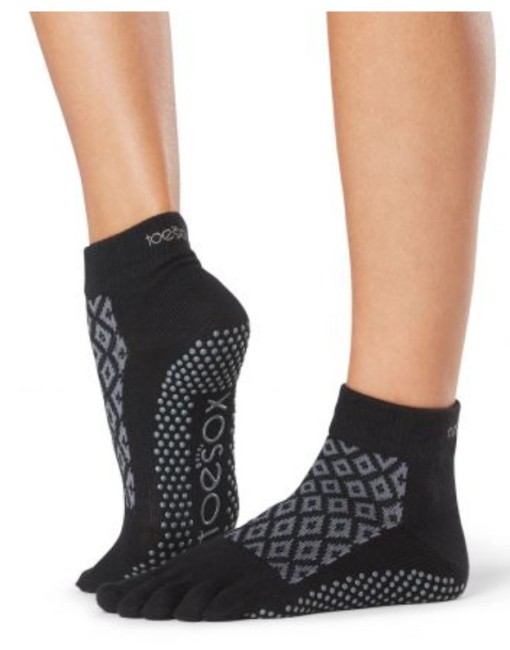 Нескользящие носки ToeSox Ankle S Черный (S01025BLK\BK-OS-CR)