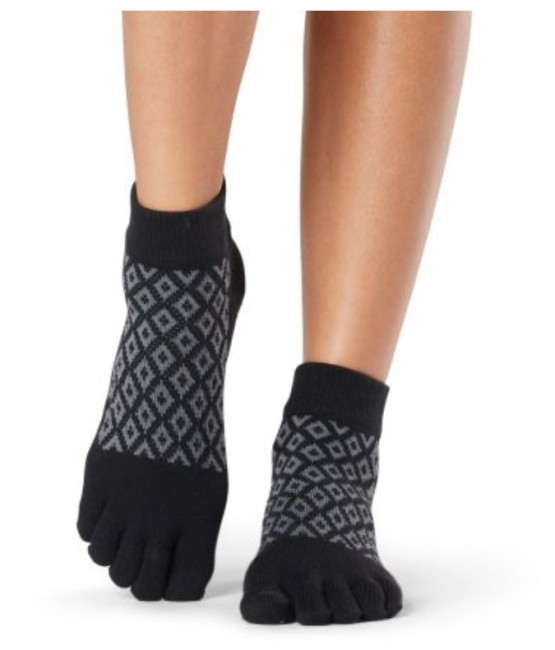 Нескользящие носки ToeSox Ankle S Черный (S01025BLK\BK-OS-CR)