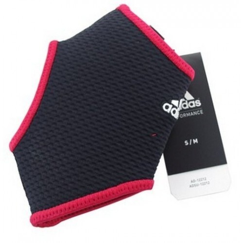 Фиксатор для лодыжки Adidas ADSU-12212 (размер S/M) Фиксатор для лодыжки Adidas ADSU-12212 (размер S/M)