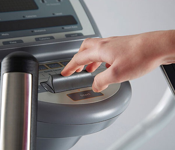 Эллиптический тренажер Circle Fitness E6 серый