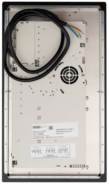 Встраиваемая индукционная варочная панель Delonghi SLI 302