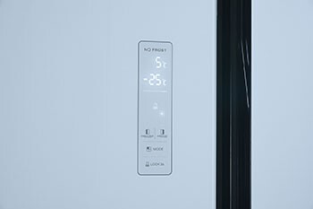 Холодильник Willmark SBS-636NFWG