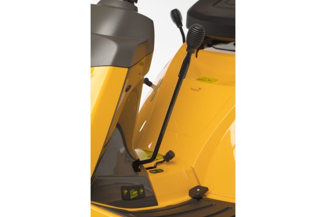 Садовый трактор Stiga COMBI 2072 H (2T0210481/ST1) Садовый трактор Stiga COMBI 2072 H (2T0210481/ST1)