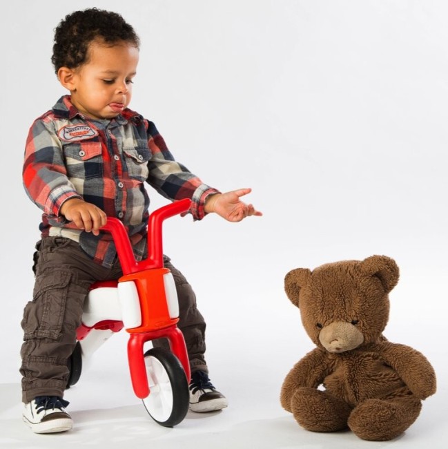 Беговел Chillafish Bunzi красный Беговел Chillafish Bunzi красный