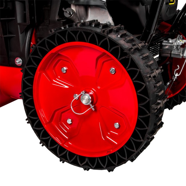 Снегоуборщик бензиновый DDE ST7067 Снегоуборщик бензиновый DDE ST7067