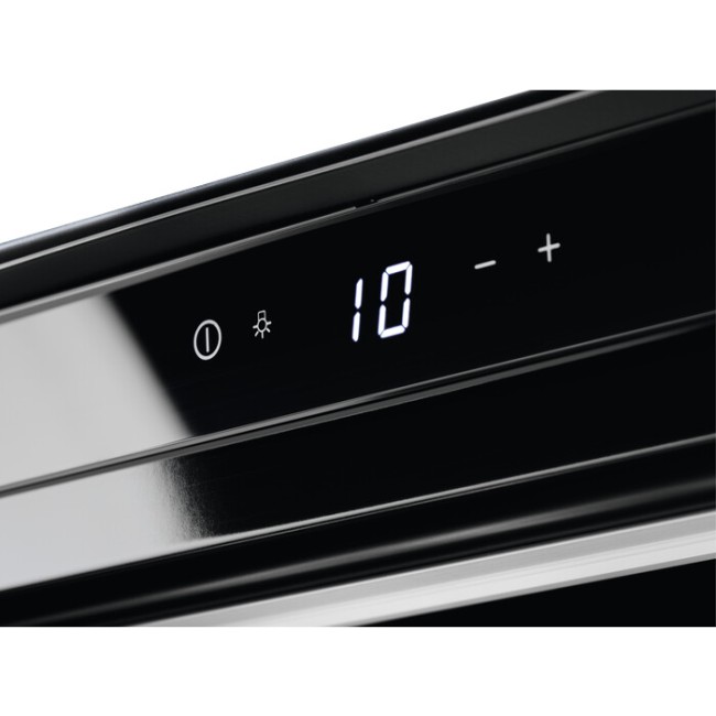 Встраиваемый винный шкаф Electrolux KBW5T