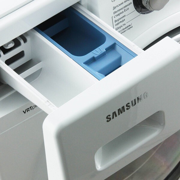 Стиральная машина с сушкой Samsung WD806U2GAWQ