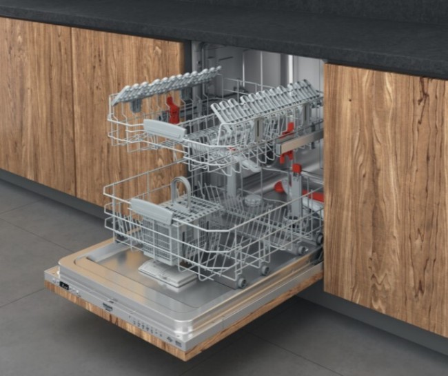 Встраиваемая посудомоечная машина Hotpoint-Ariston HI 5030 W