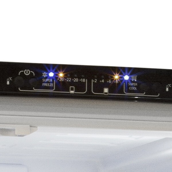 Холодильник Hotpoint-Ariston E4D AA B C Холодильник Hotpoint-Ariston E4D AA B C