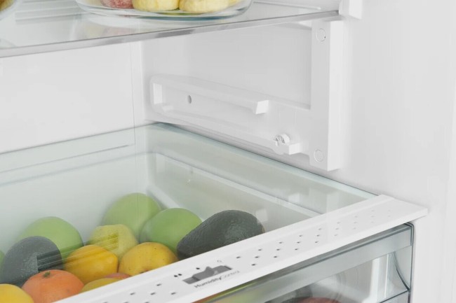 Холодильник Scandilux CNF379Y00 W