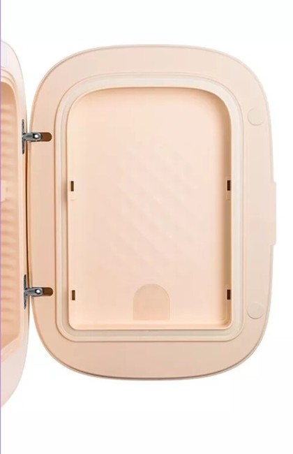 Холодильник для косметики Kitfort КТ-3135