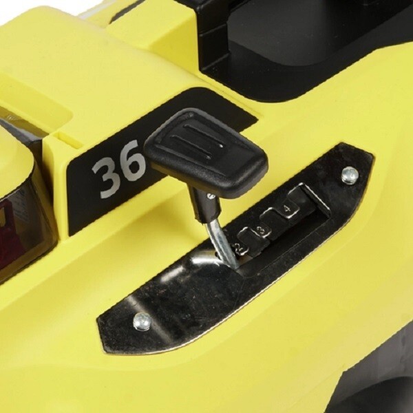 Газонокосилка роторная Karcher LMO 18-36 Battery (1.444-420.0) Газонокосилка роторная Karcher LMO 18-36 Battery (1.444-420.0)